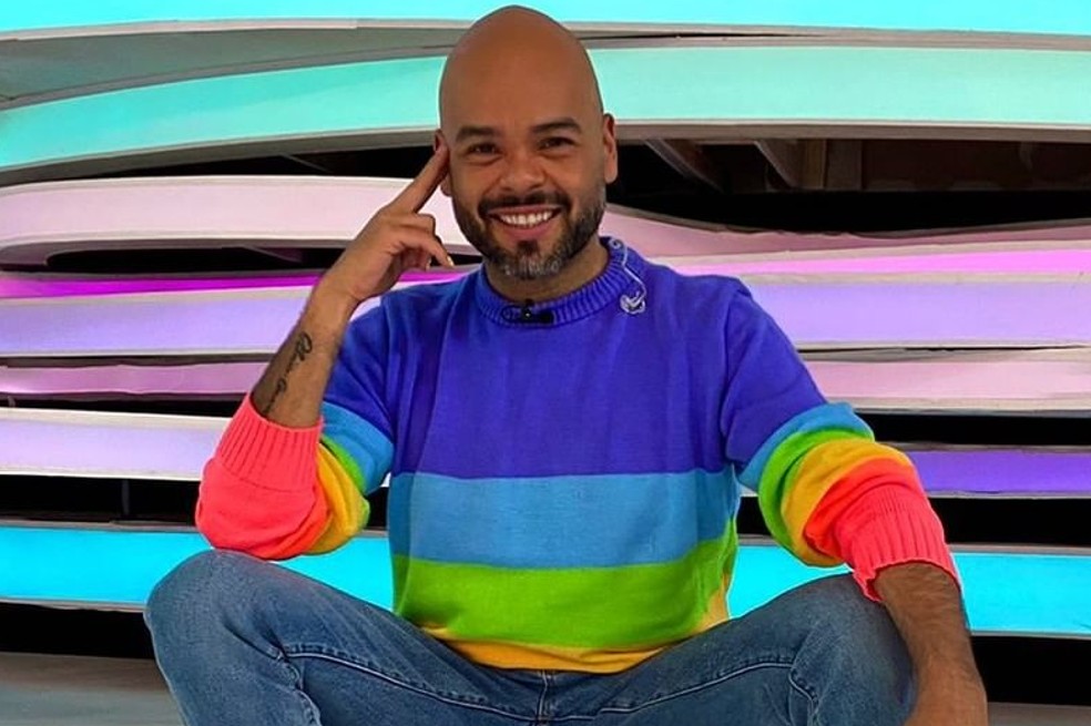 Carlos Vargas, de ‘La Red’, revela qué le pidió su madre cuando supo que era gay