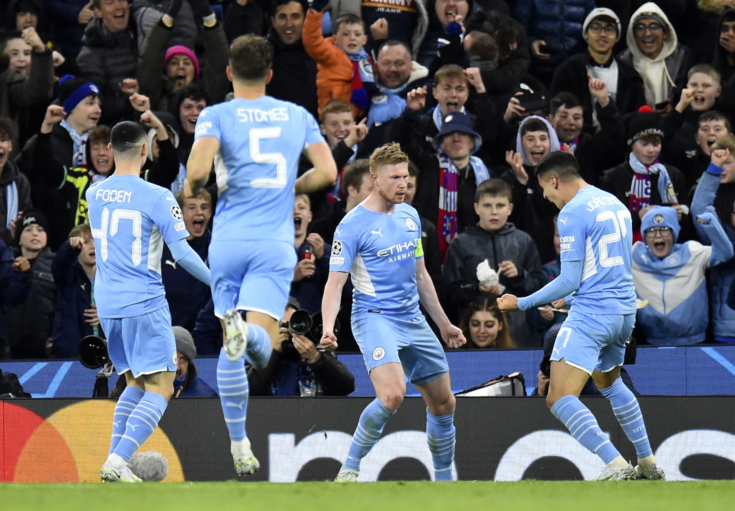 Guardiola y el City le ganaron el primer pulso a Simeone en la Champions League