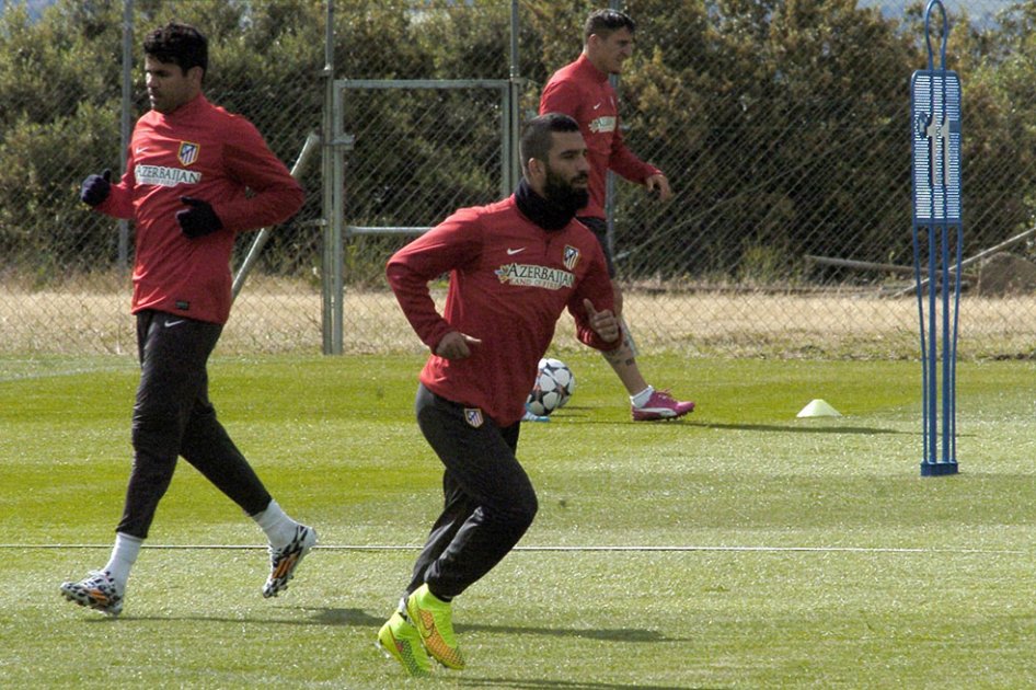 Diego Costa y Arda Turán se reincorporan a trabajos con el Atlético de Madrid
