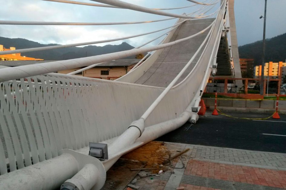 Puente caído: contrato lo avaluaron dos subtenientes