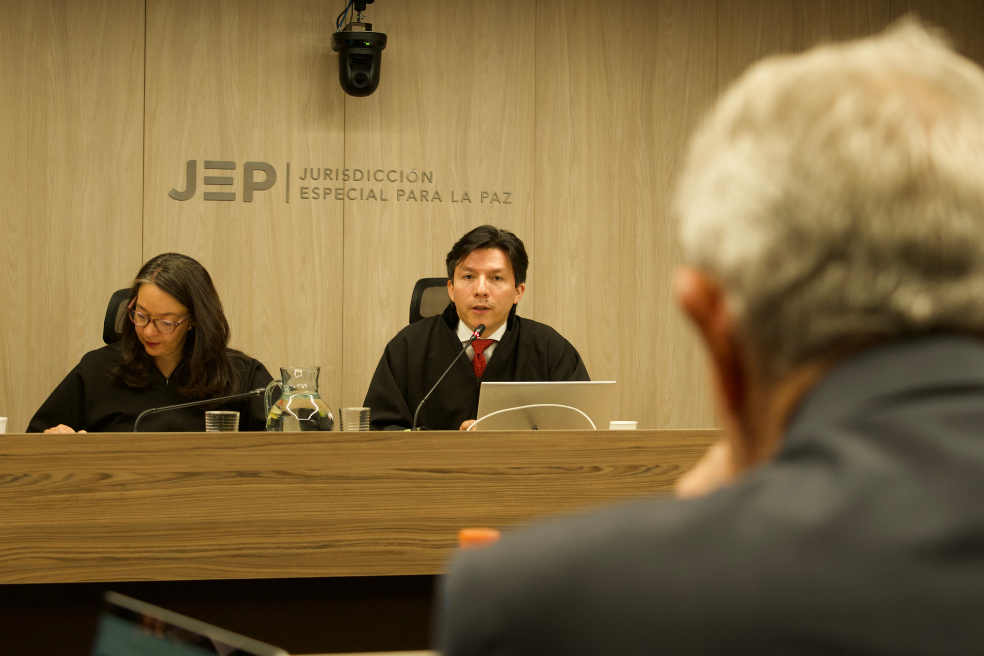 Las versiones del general (r) Montoya a la JEP, tras negar participación en falsos positivos