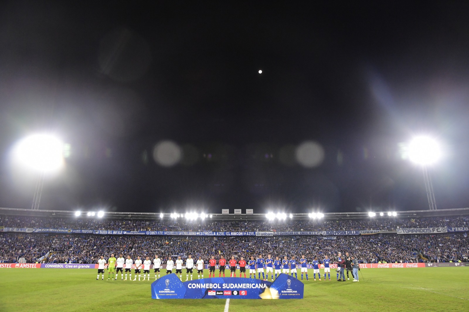 Millonarios llegaba con la tarea de ganar en Copa Sudamericana tras caer con Júnior en el torneo local. Una victoria los consolidaba como líder del Grupo F con puntaje perfecto.