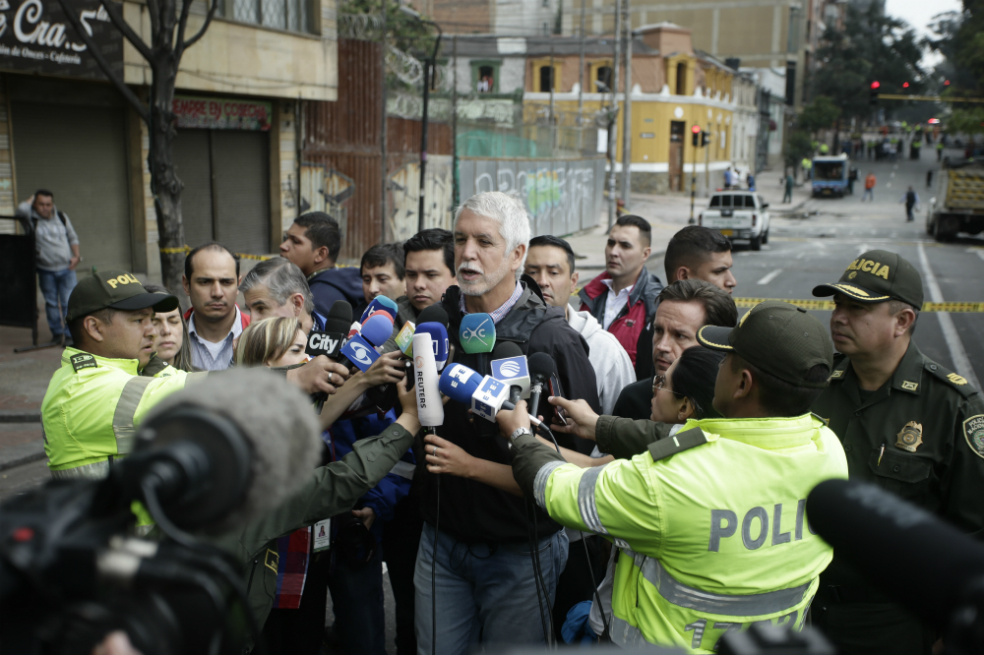 «Tenemos una amenaza y hay que estar unidos»: Peñalosa sobre petardos en Bogotá