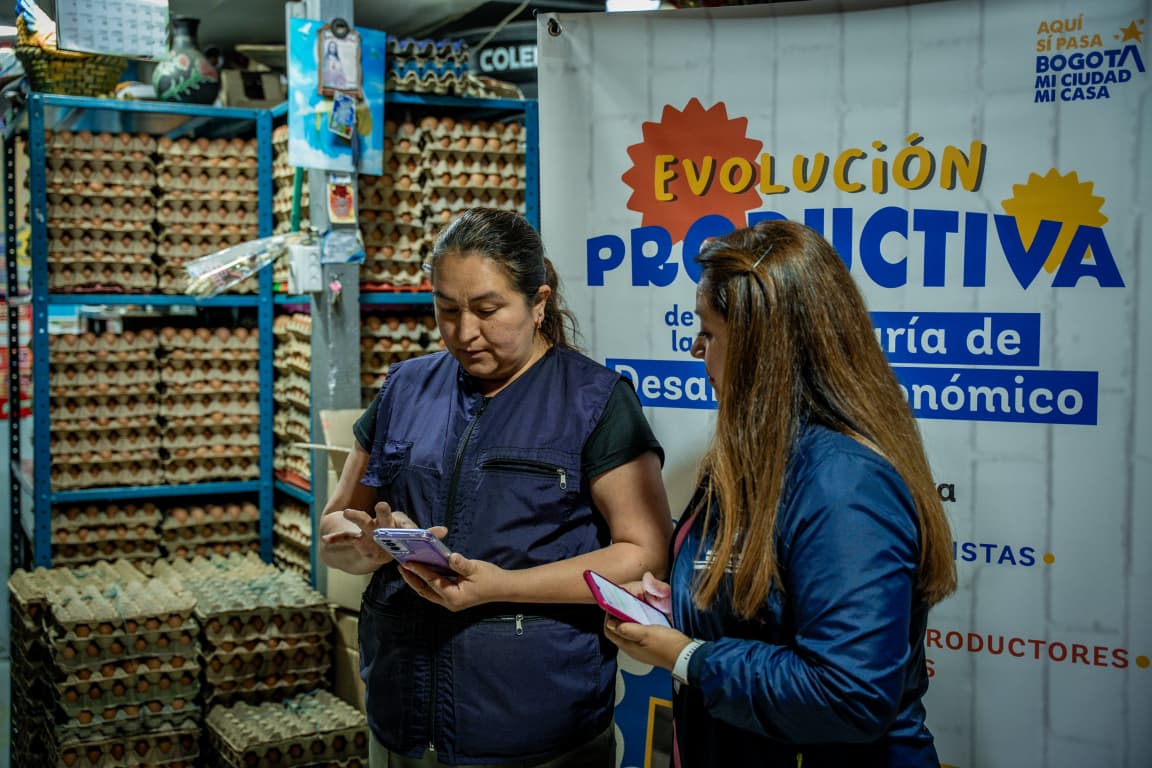 Bogotá lanza salvavidas a más de 1.300 tenderos con apoyo tecnológico