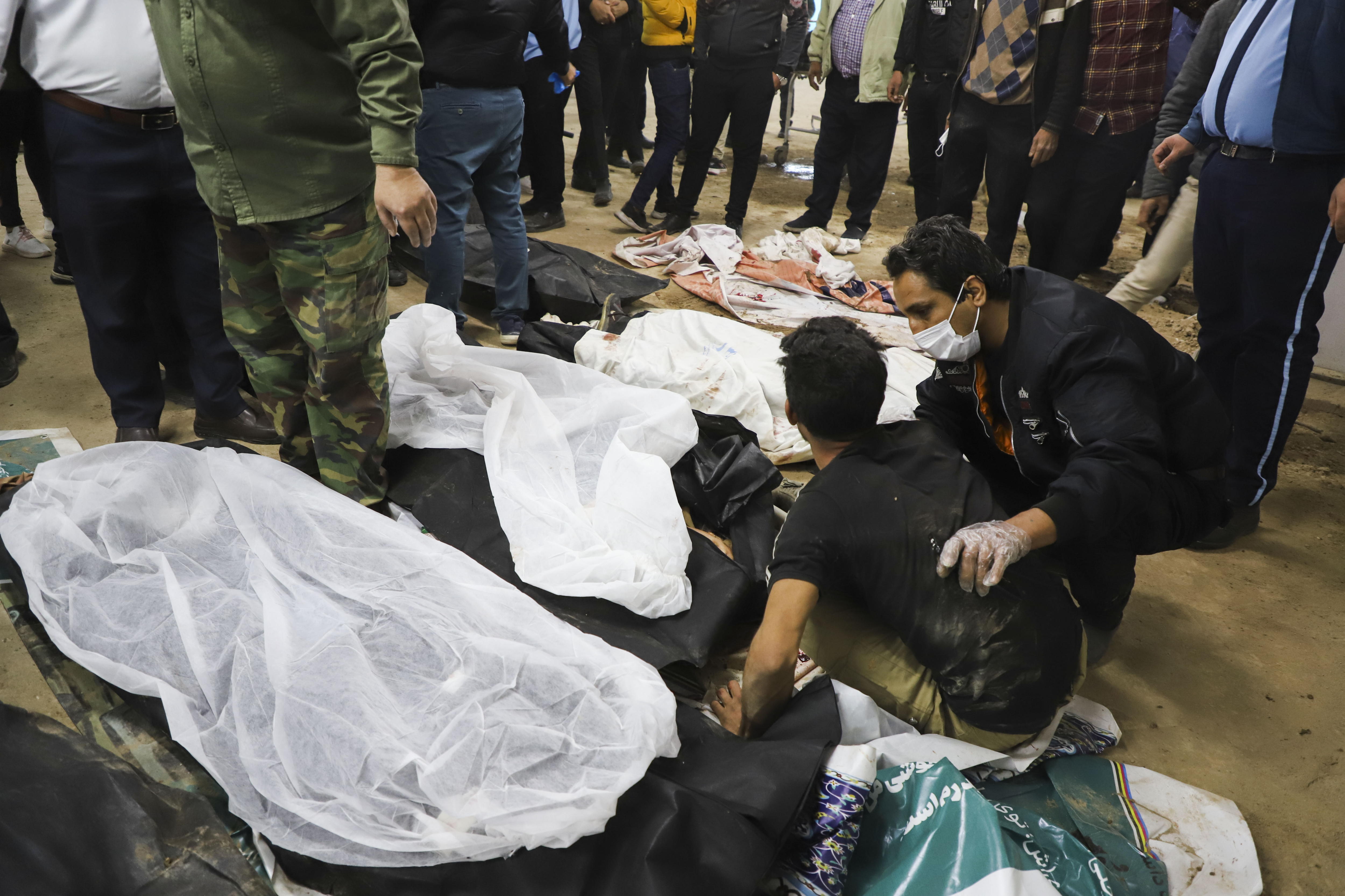 El Estado Islámico se adjudicó el atentado en Irán que dejó 84 muertos