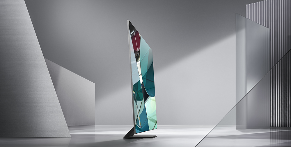 El Q950 tiene 15 milímetros de grosor en su pantalla.Cortesía.Samsung busca generar así una experiencia de visualización inmersiva y eliminar los límites entre el televisor y la pared. Además, incluye la tecnología Scale Net, que utiliza inteligencia artificial para optimizar la transmisión de imágenes.