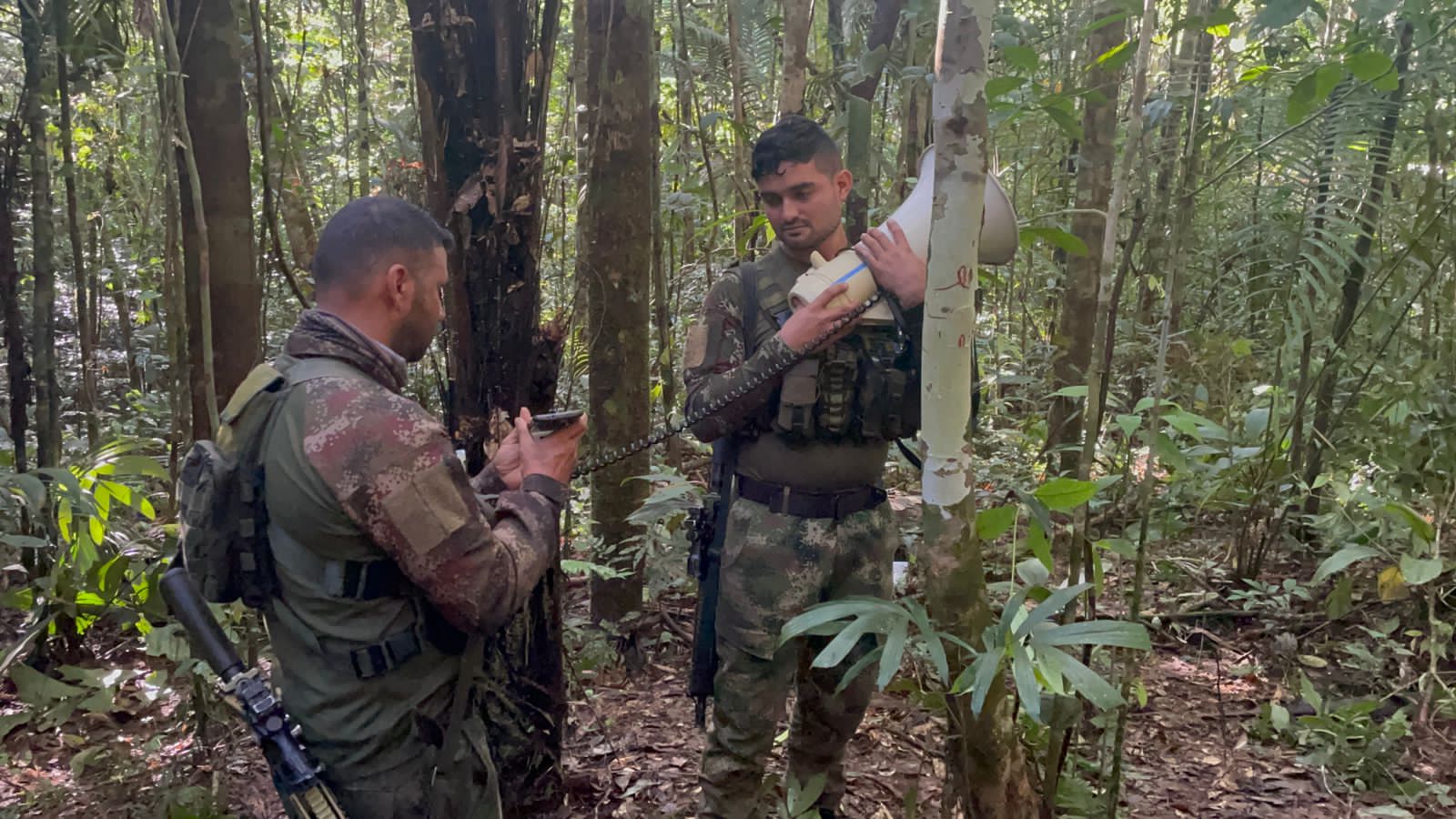 Rescate de víctimas de aeronave desaparecida