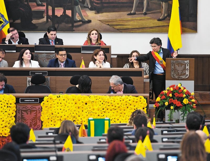 ¿Se complican las cosas para Claudia López en el Concejo?