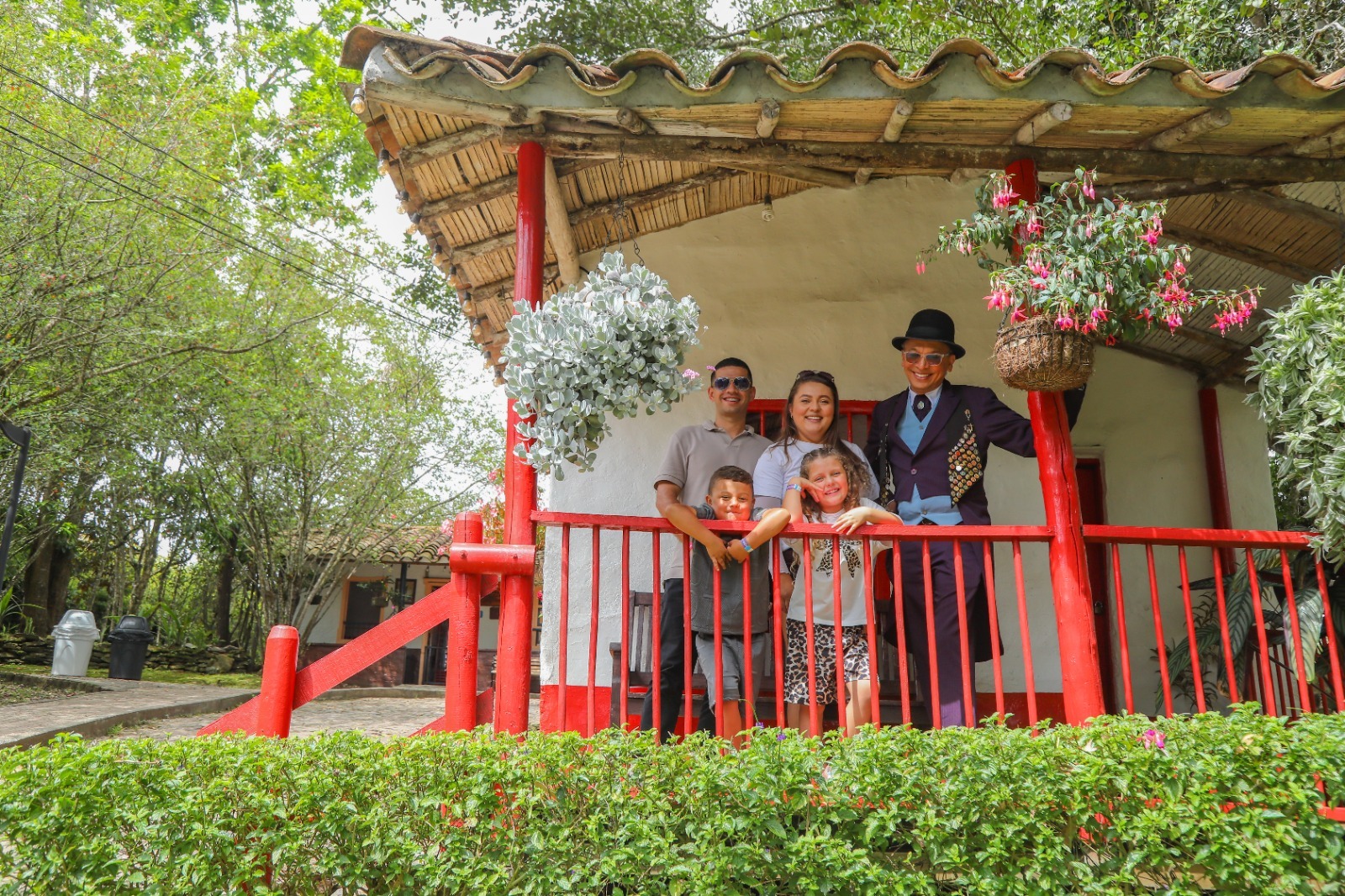 La programación especial de los parques Comfama busca acercar a visitantes y turistas a las tradiciones antioqueñas durante la Feria de las Flores.
