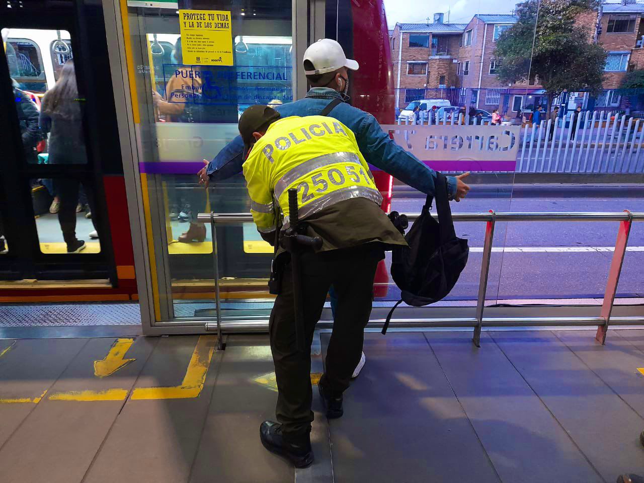 Desde el Congreso piden 1.500 policías nuevos para Bogotá
