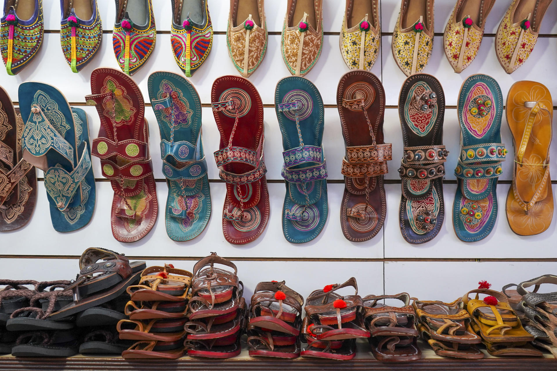 El zapato, los intelectuales y la moda (II)