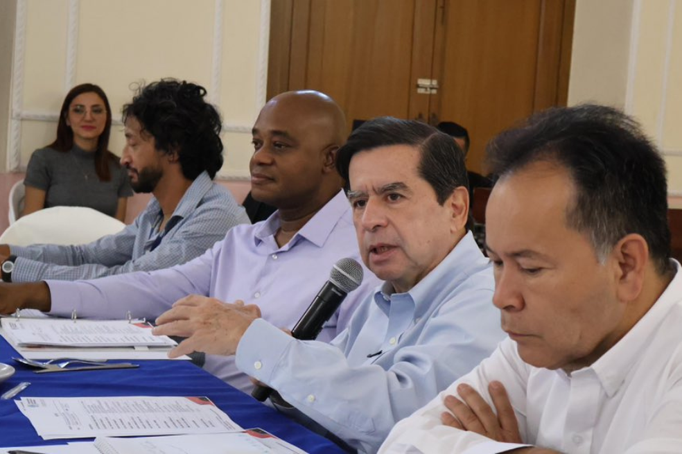 Gobierno Petro se reunió con gremios ante la situación en la frontera con Venezuela