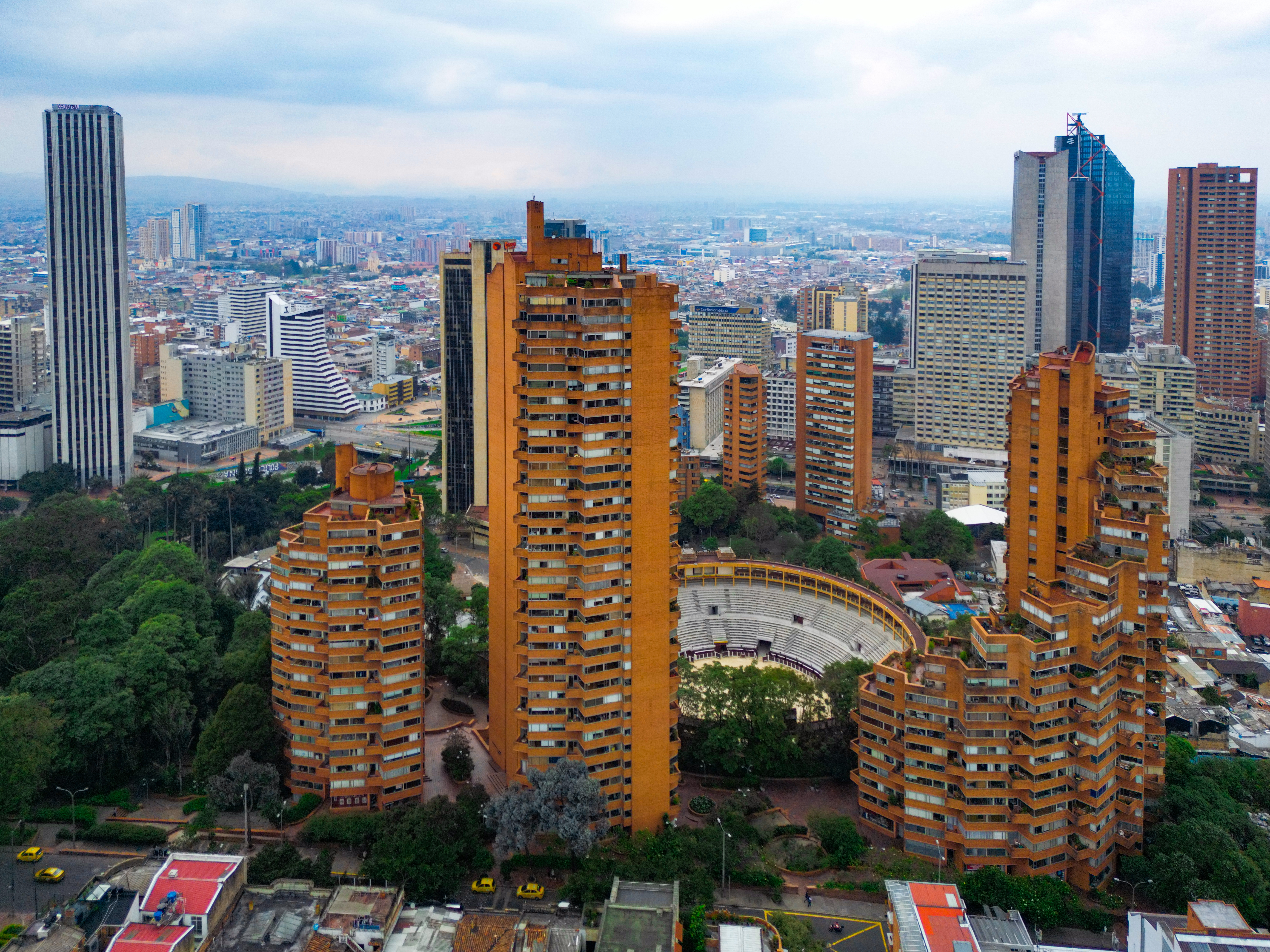 La obra de Rogelio Salmona como una sinfonía de espacio y tiempo