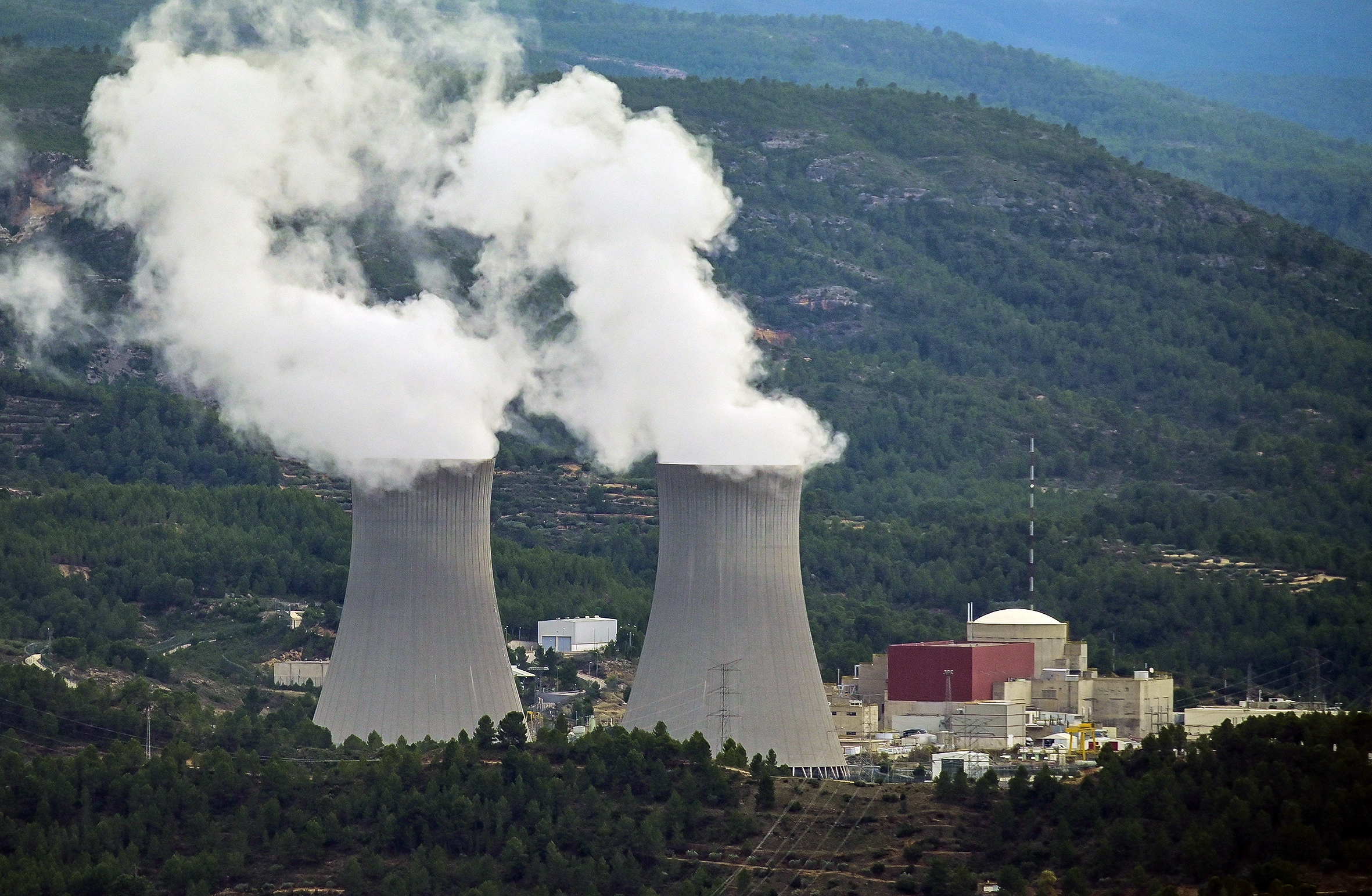 Energía nuclear para la IA: Google firmó contrato para reactivar planta en EE.UU.