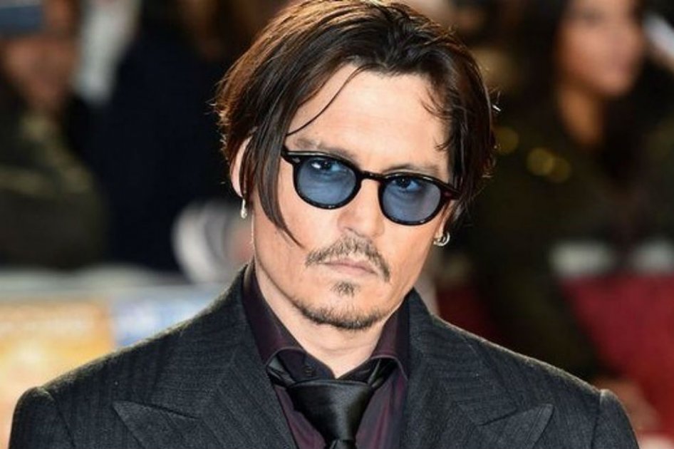Johnny Depp en problemas con la justicia australiana por dos perros
