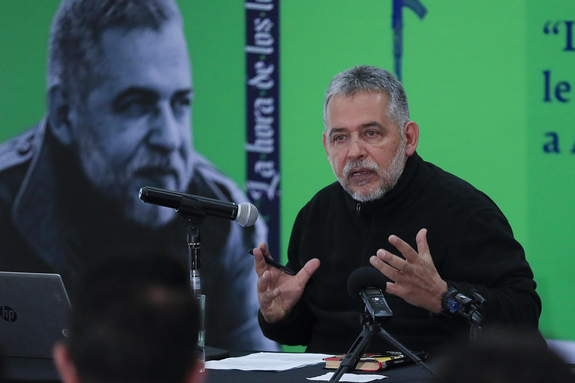 Mario Mendoza publica “La hora de los lobos”, su novela sobre la nueva delincuencia