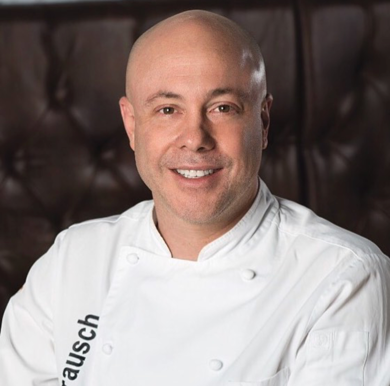 Jorge Rausch de MasterChef se vistió de falda y generó polémica, ¿por qué lo hizo?