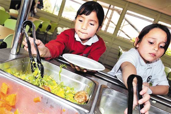 Reforma tributaria establece impuesto al consumo en cafeterías escolares