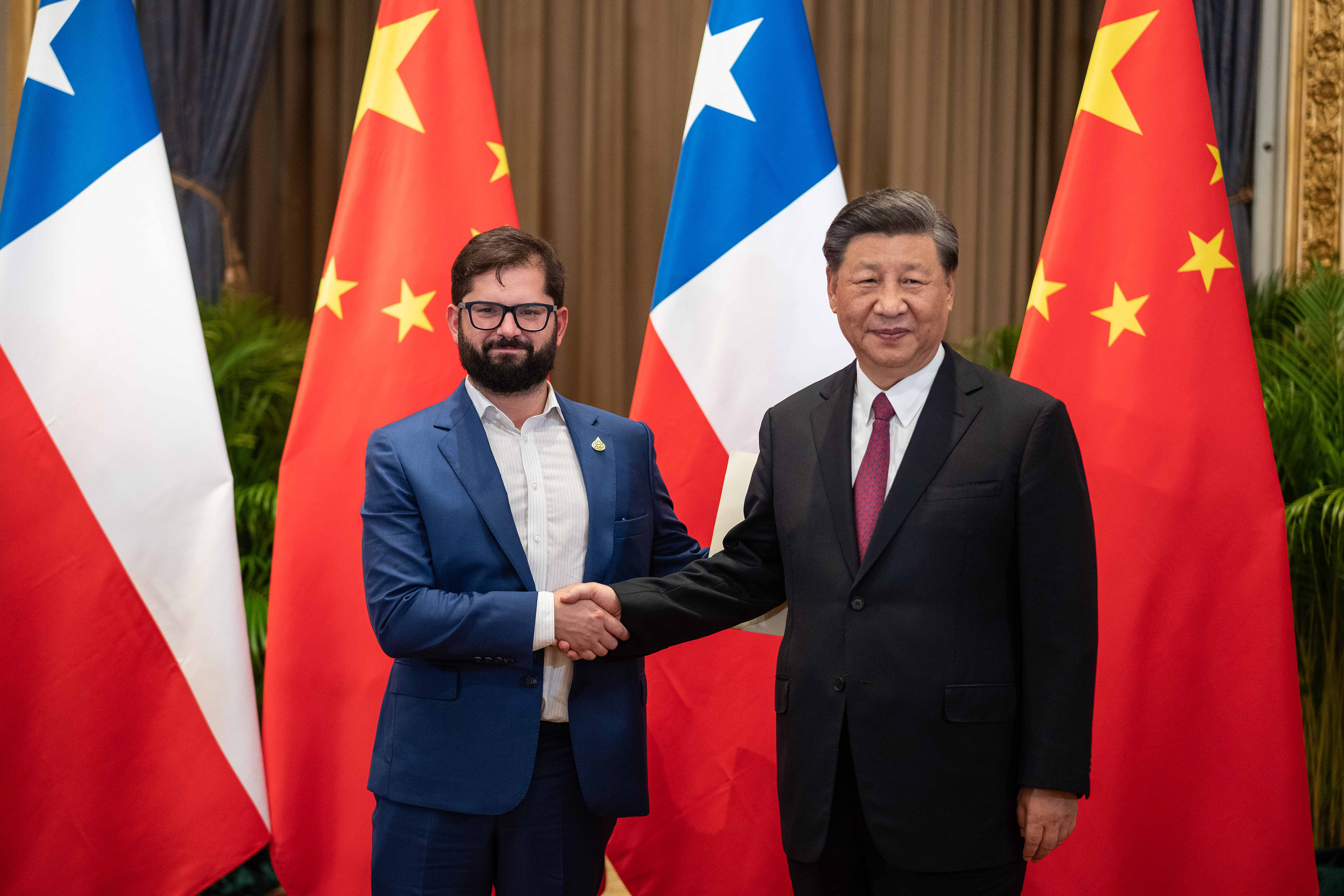 Xi Jinping y Gabriel Boric se reunieron por primera vez, ¿de qué hablaron?