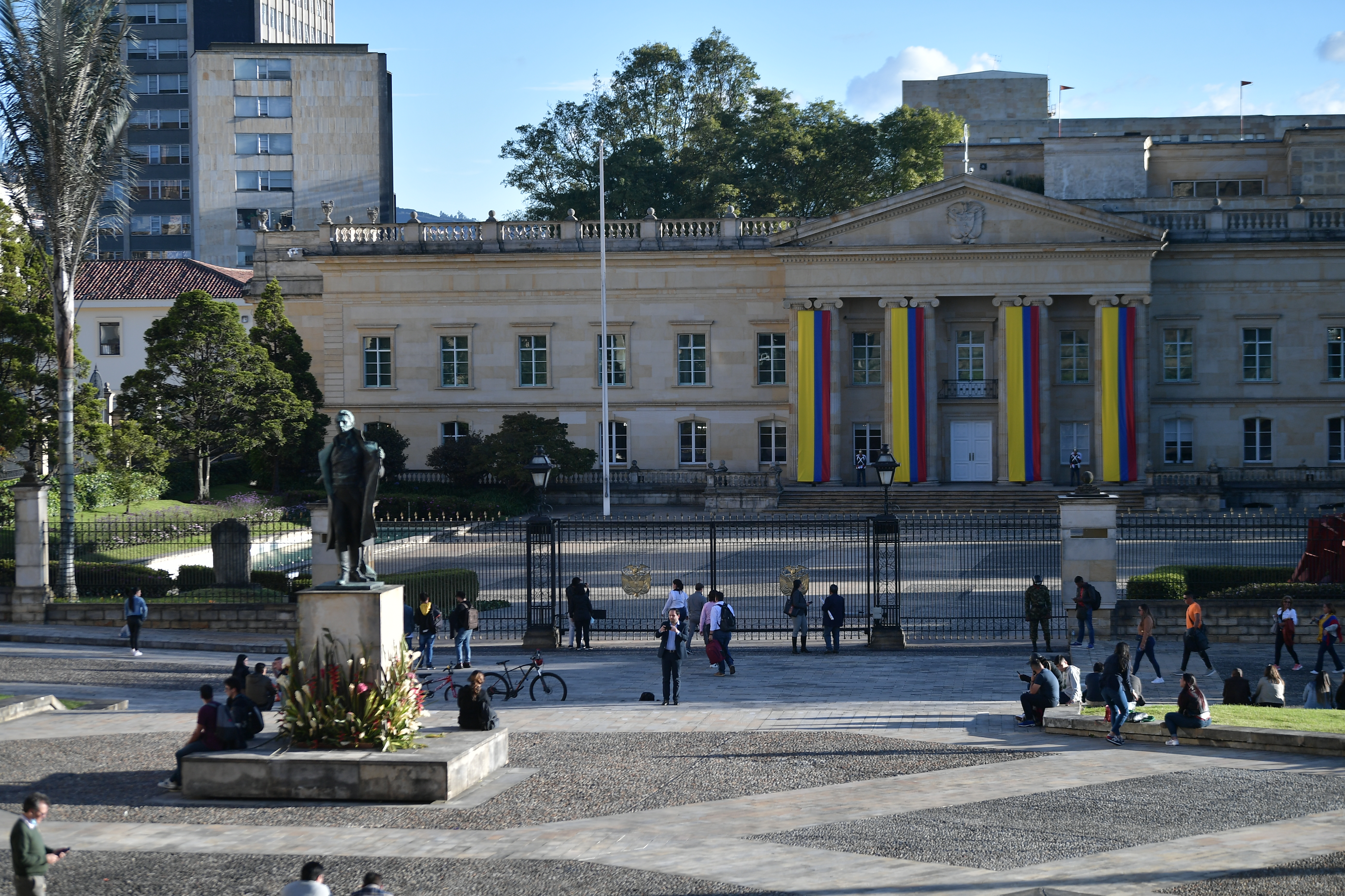 Presidencia gastó 173 millones de pesos en moblaje de las casas de Petro y Márquez