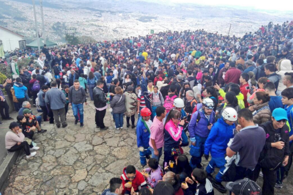 Casi 46 mil personas ascendieron este Jueves Santo al cerro de Monserrate