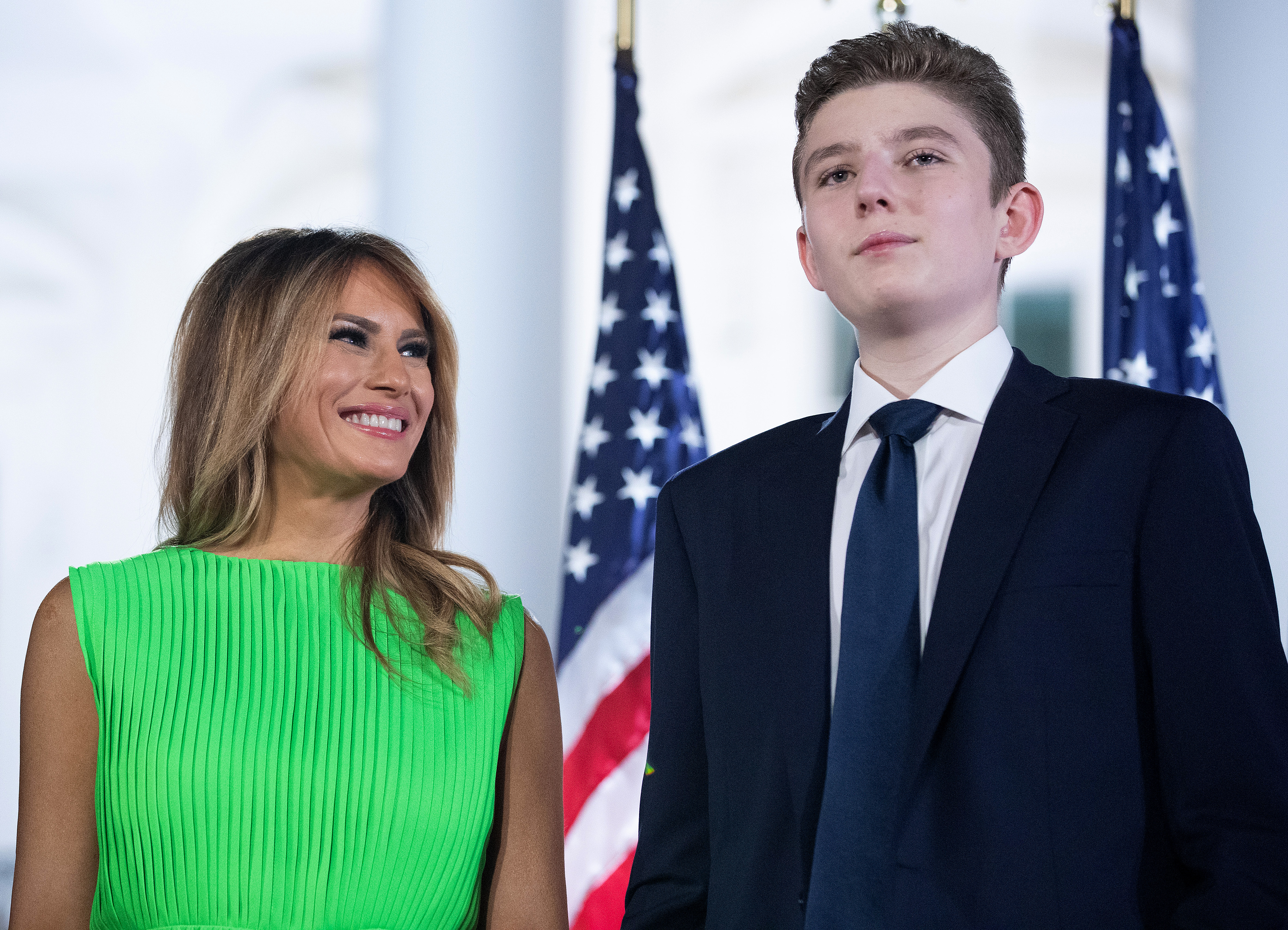 El hijo de Donald Trump, Barron Trump, hará su debut en la política