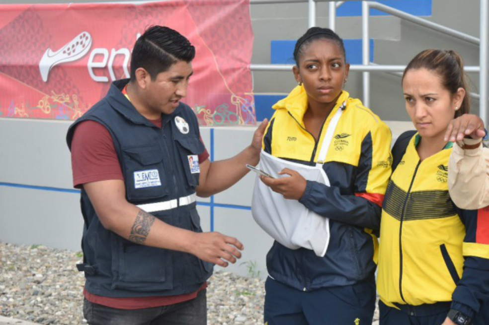 La futbolista Sara Córdoba recibió el alta médica tras una operación de la clavícula