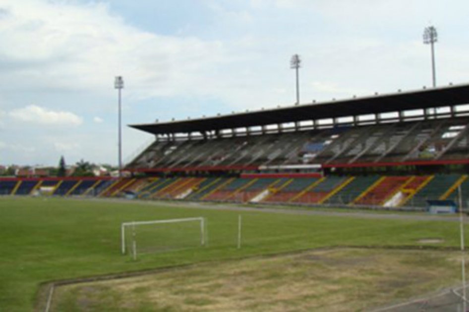 Cortuluá no podrá seguir jugando de local en el estadio 12 de Octubre