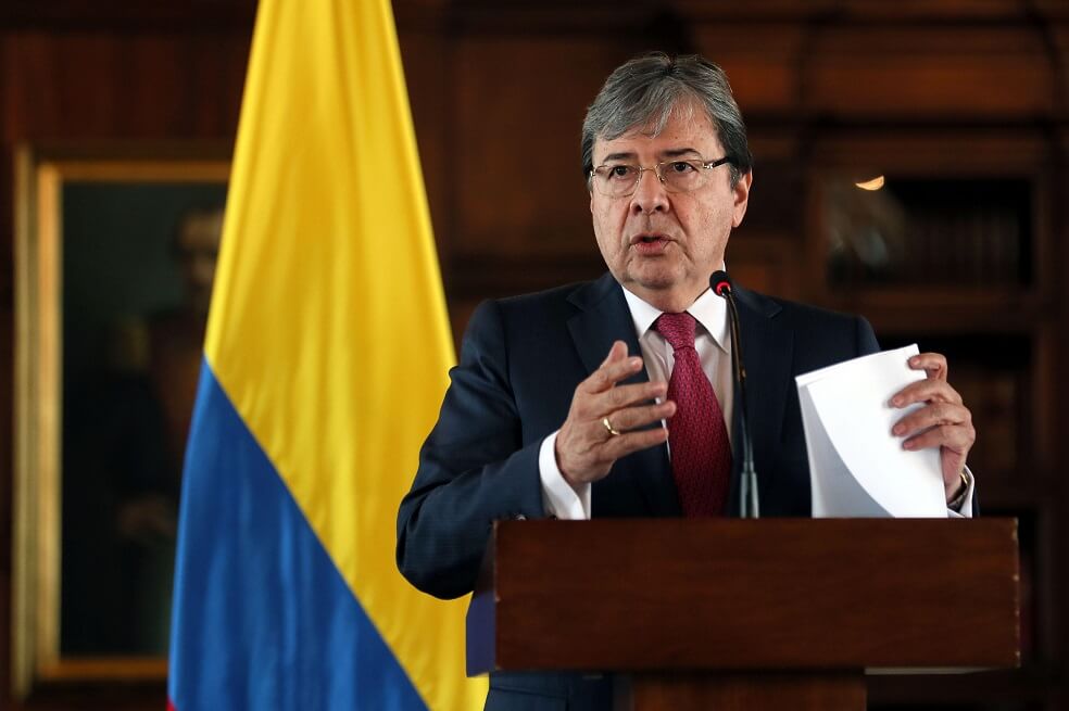Duque nombró a Holmes Trujillo como canciller ad hoc para enfrentar brote de coronavirus
