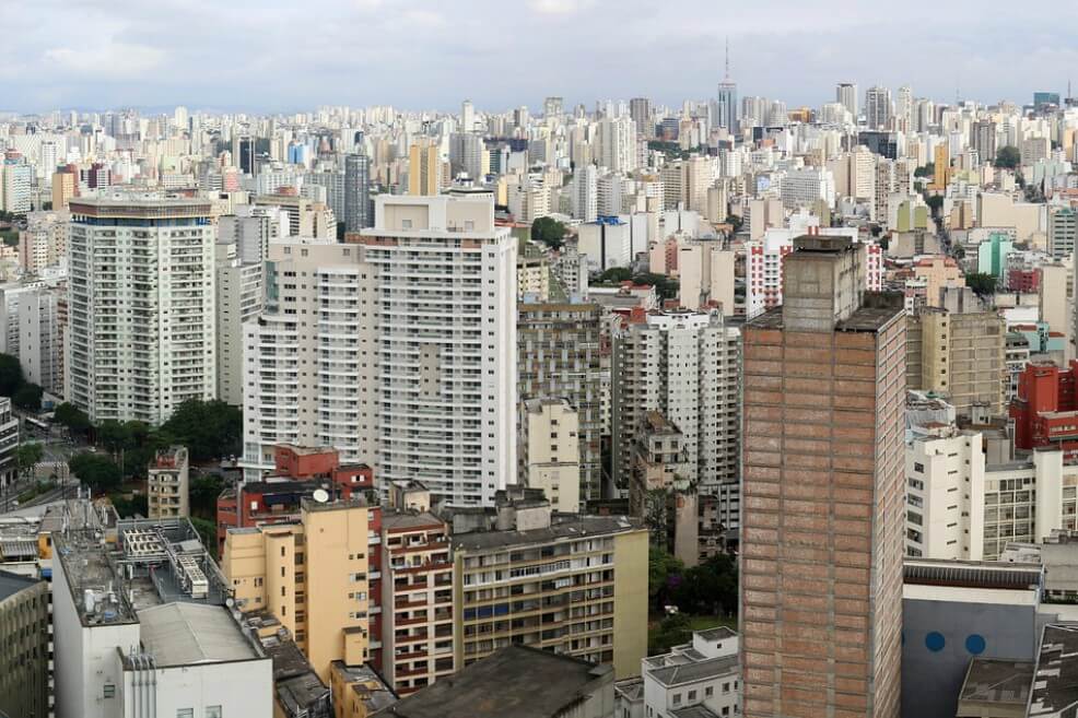 Brasil confirma su tercer caso de coronavirus y es un colombiano