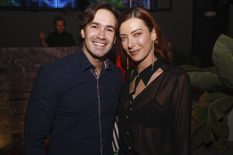 Carlos Álvarez y Norma Nivia Lanzamiento Clandestino Bar