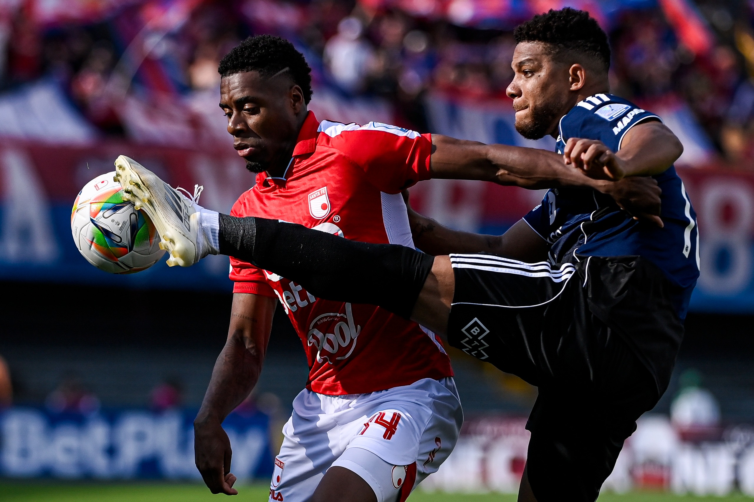 En fotos: así se vivió la dramática victoria de Santa Fe sobre Medellín en El Campín