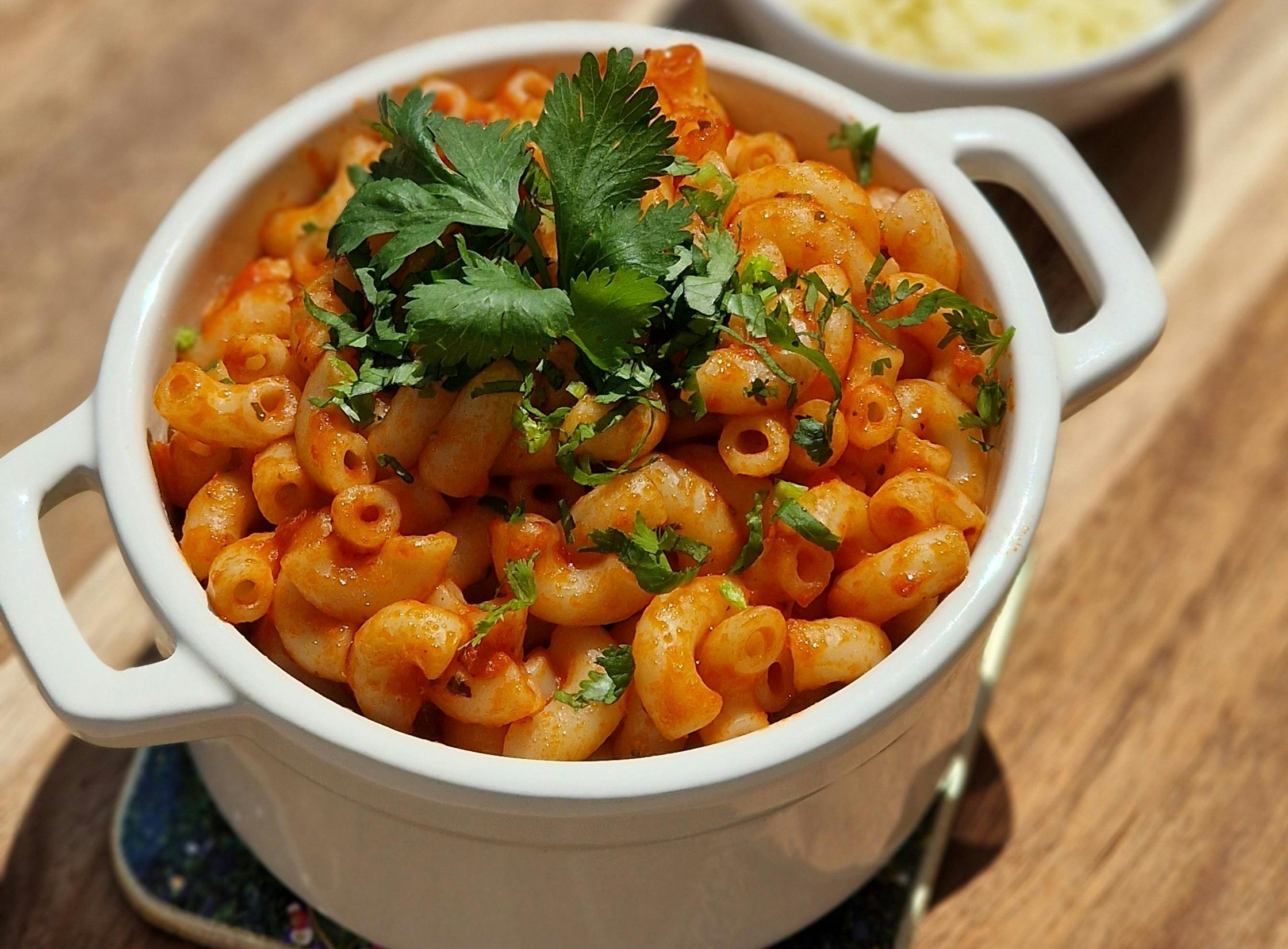 Macarrones cremosos con salsa de tomate