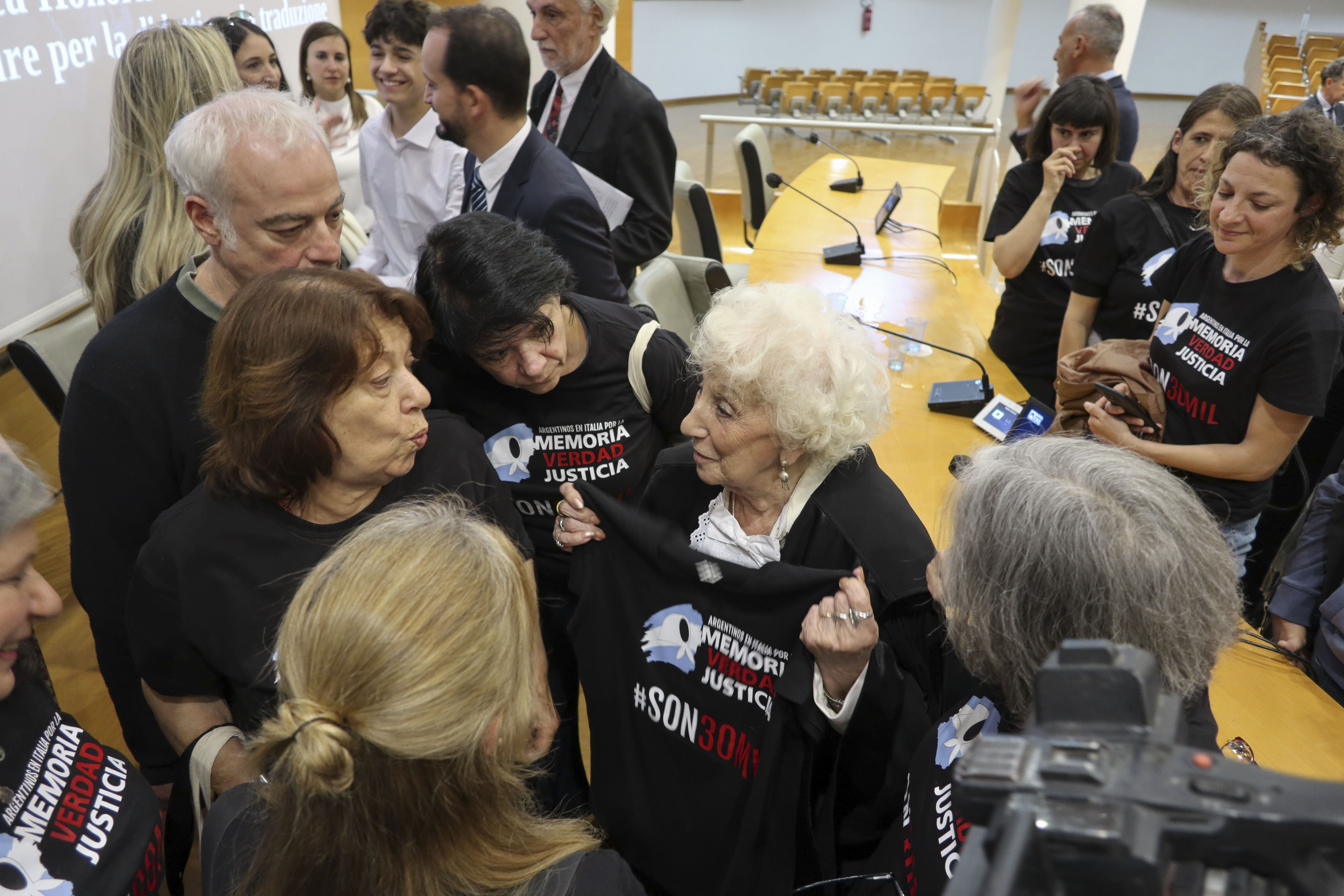 Abuelas de Plaza de Mayo encontraron a la nieta número 139