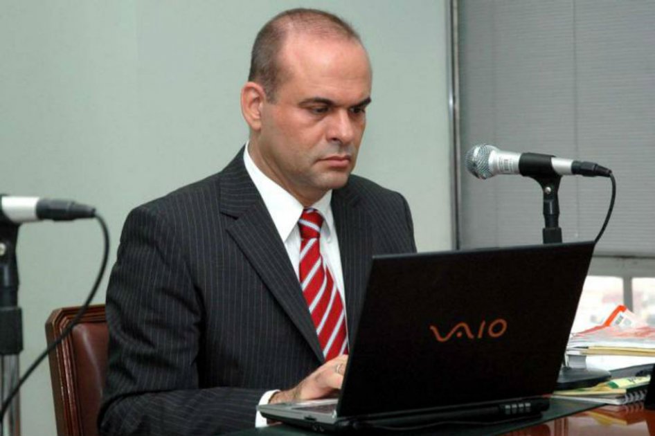 Fiscalía le imputó 1.500 hechos delictivos a Salvatore Mancuso