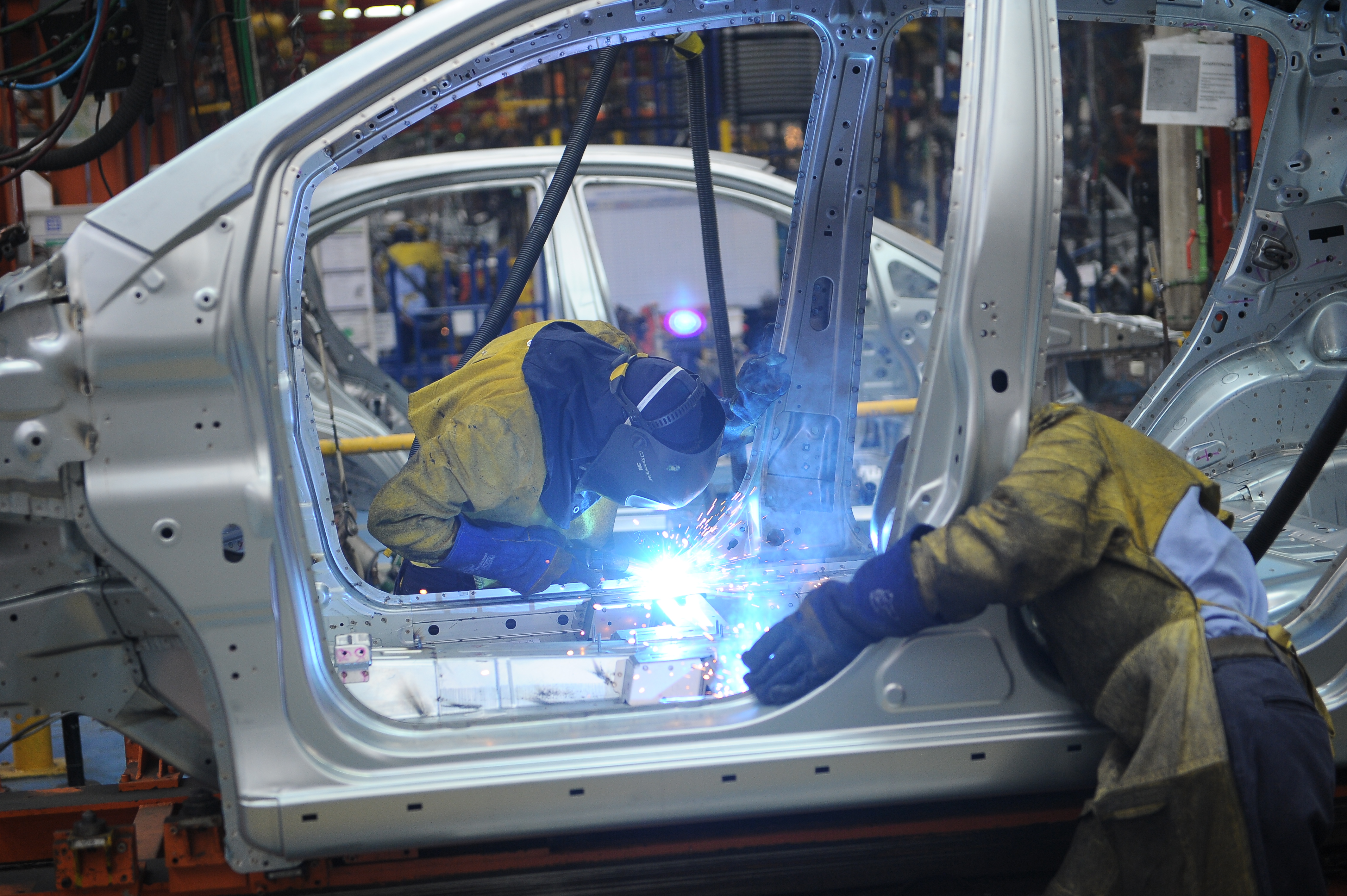 Aranceles chinos a los autos estadounidenses afectarán a GM, Ford y Mercedes