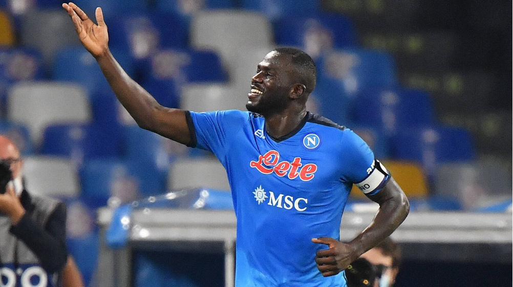 Koulibaly jugó ocho temporadas en el Napoli de la liga italiana.