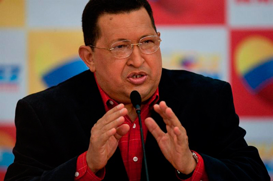 Chávez viaja a Cuba para someterse a «tratamiento especial»