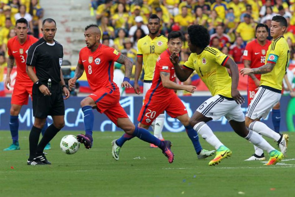 Arturo Vidal pide a la Selección Colombia cambiar de estadio “es imposible jugar acá”