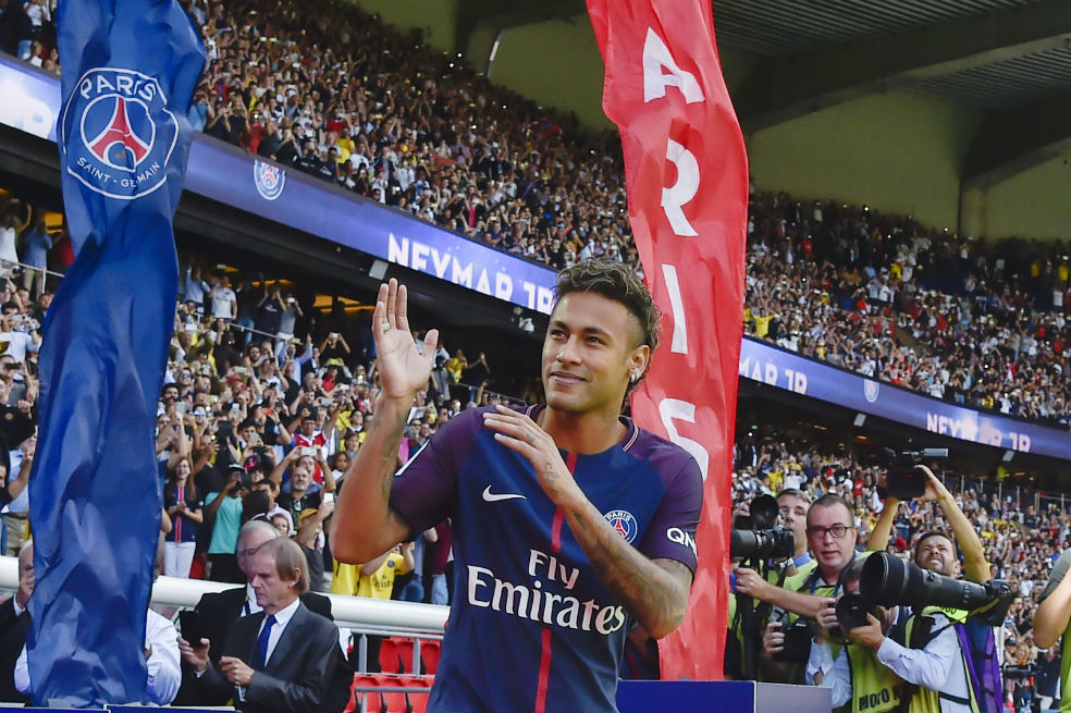 Barcelona ya recibió el dinero por Neymar y desbloqueará su transferencia