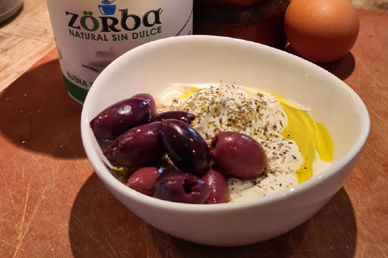 Harry Sasson: yogur griego para el desayuno