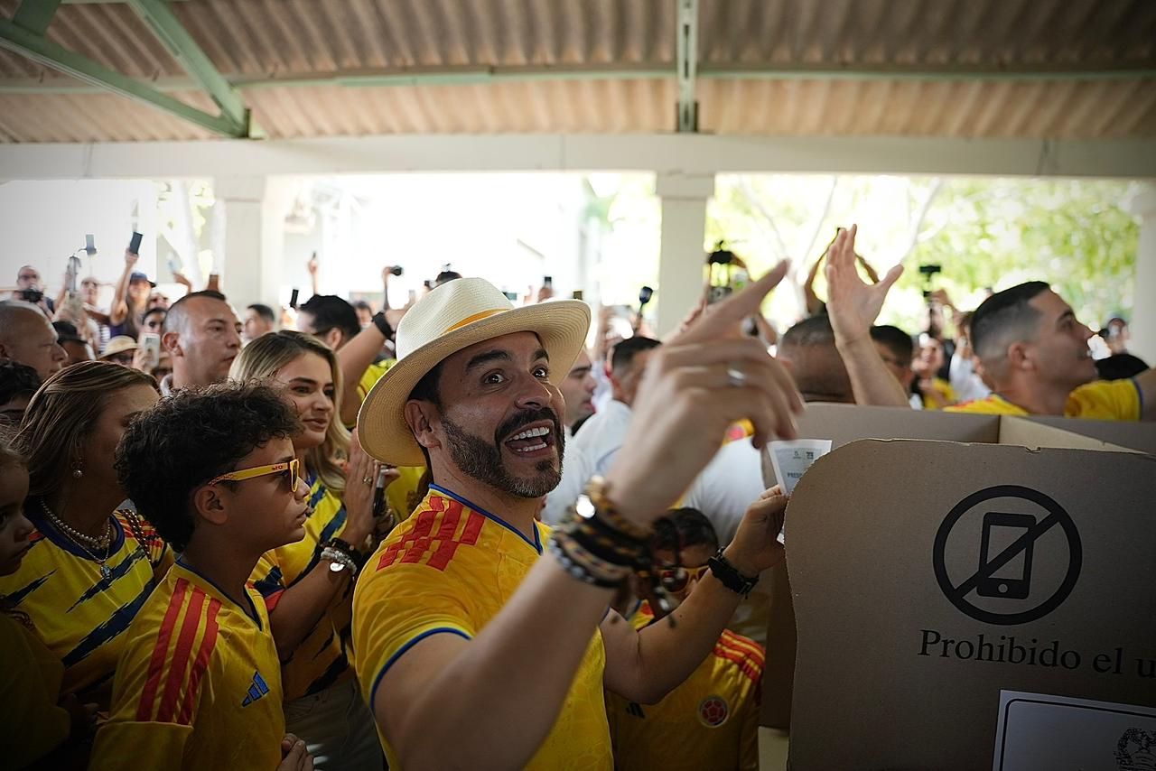 Abelardo de la Espriella es el nuevo presidente, según el preconteo