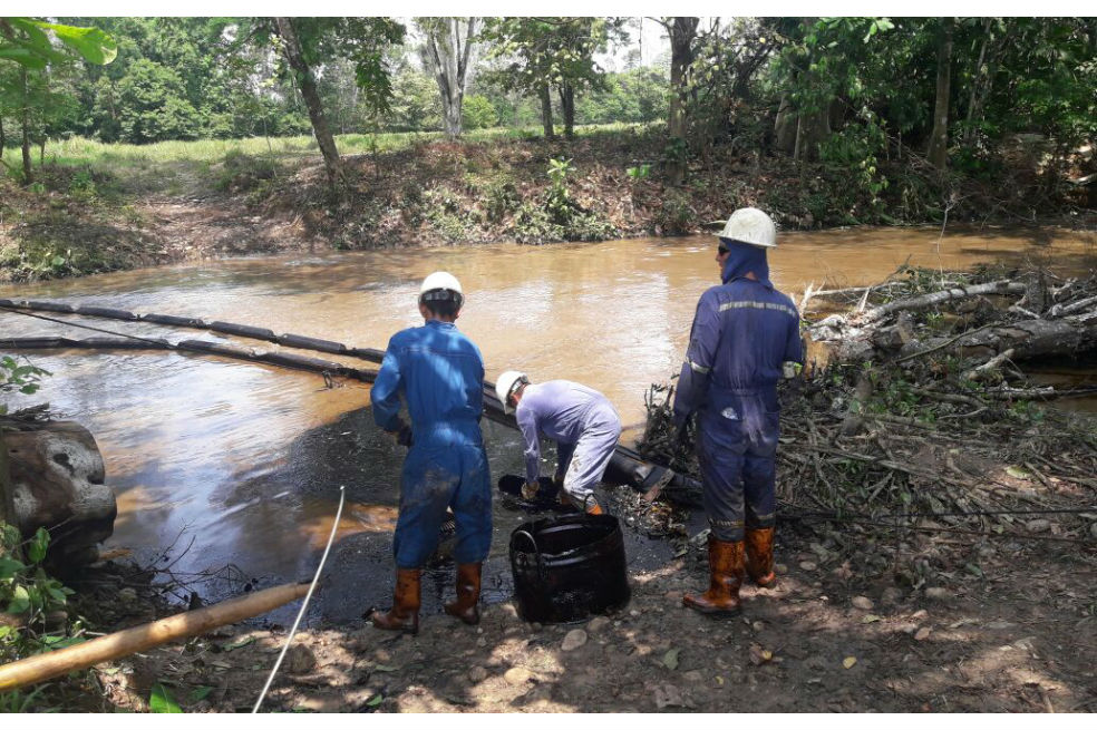 Procuraduría cita a Ecopetrol, Minambiente y Anla por derrame de crudo en Santander