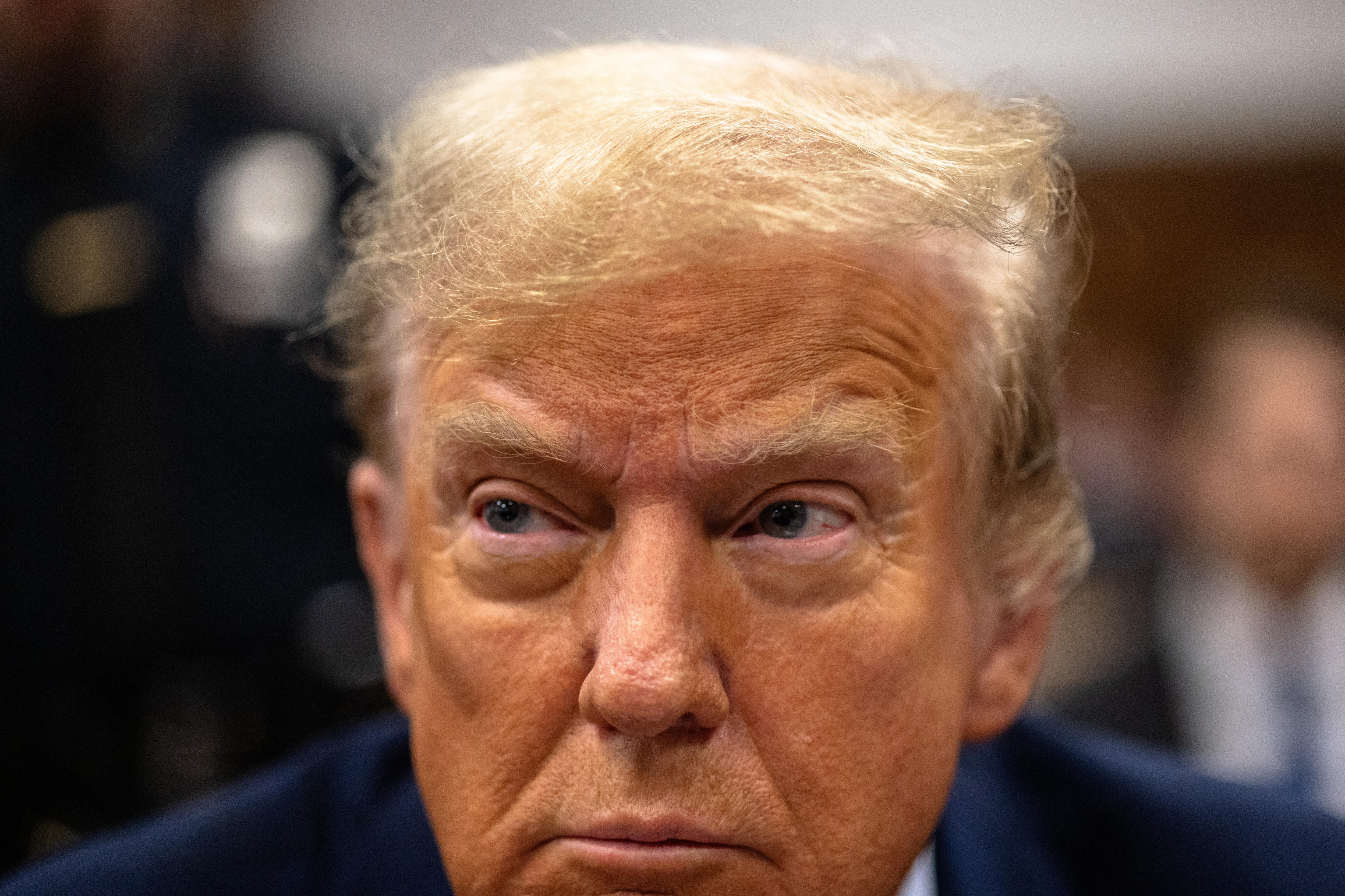 “Era bueno para el negocio”: defensa de Trump sobre noticias arregladas a su favor