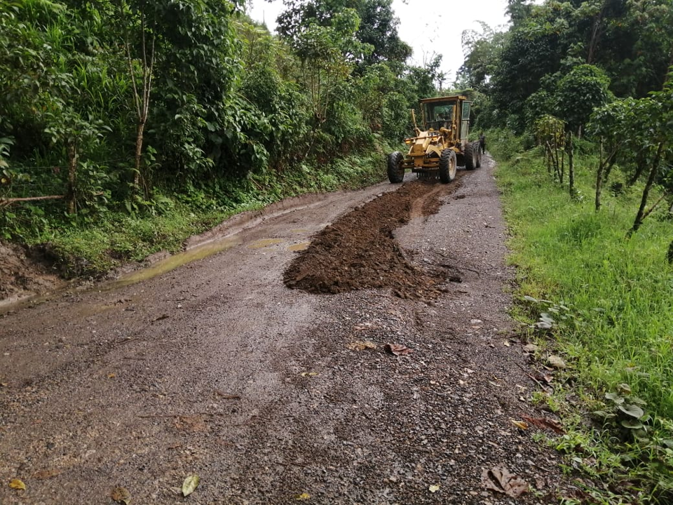 Cundinamarca avanza en la adquisición de maquinaria para conectar al departamento