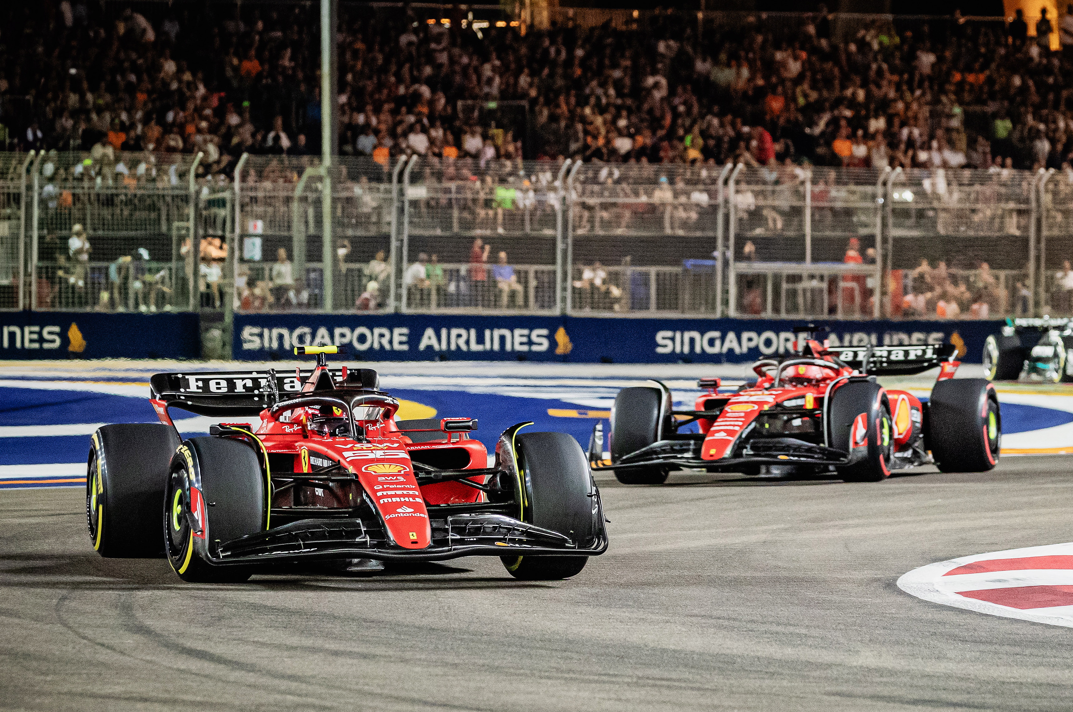 Fórmula 1: Carlos Sainz cortó la racha de Verstappen y ganó el GP de Singapur