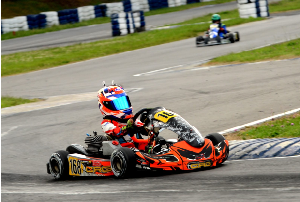 Mateo Gómez se consagró campeón del kartismo colombiano en la categoría infantil