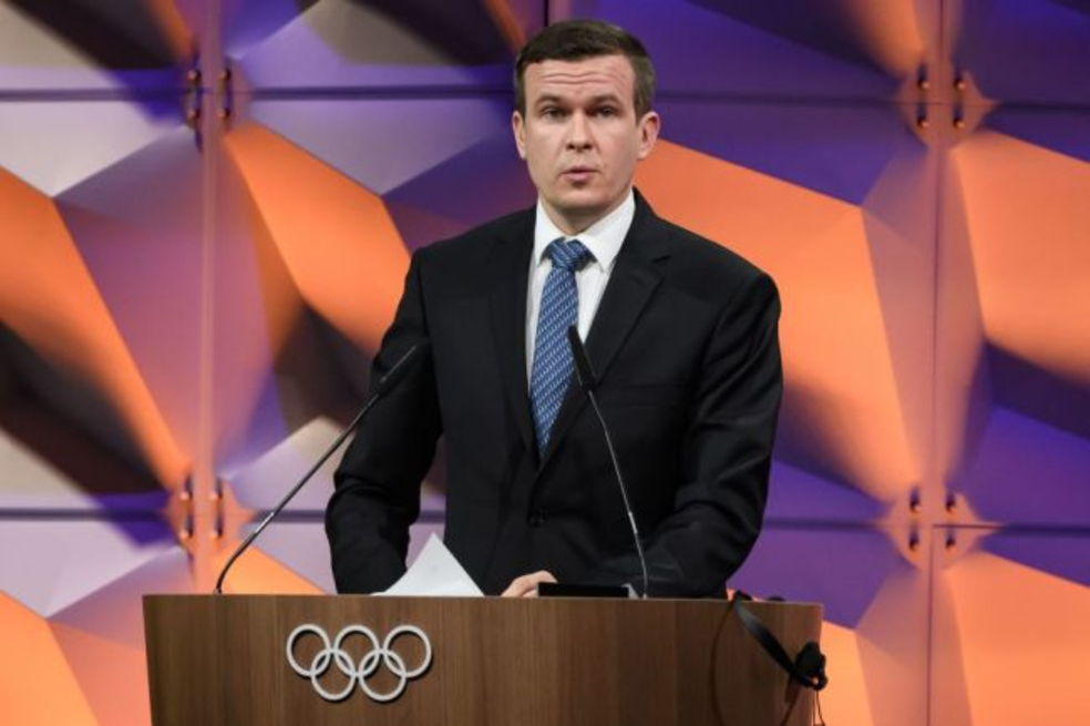 Presidente de la AMA pide apoyo de atletas y defiende su independencia