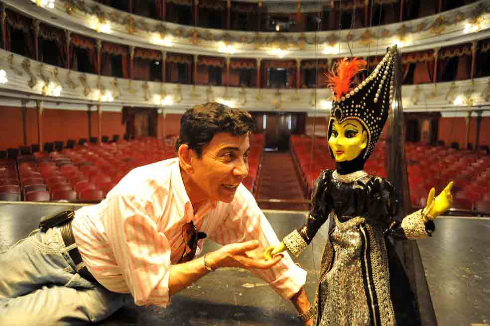 El mago de los hilos invisibles