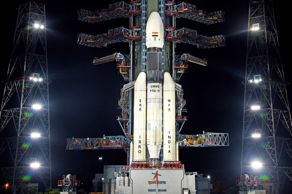 El 22 de julio India lanzará la primera misión que llegará al polo sur de la Luna